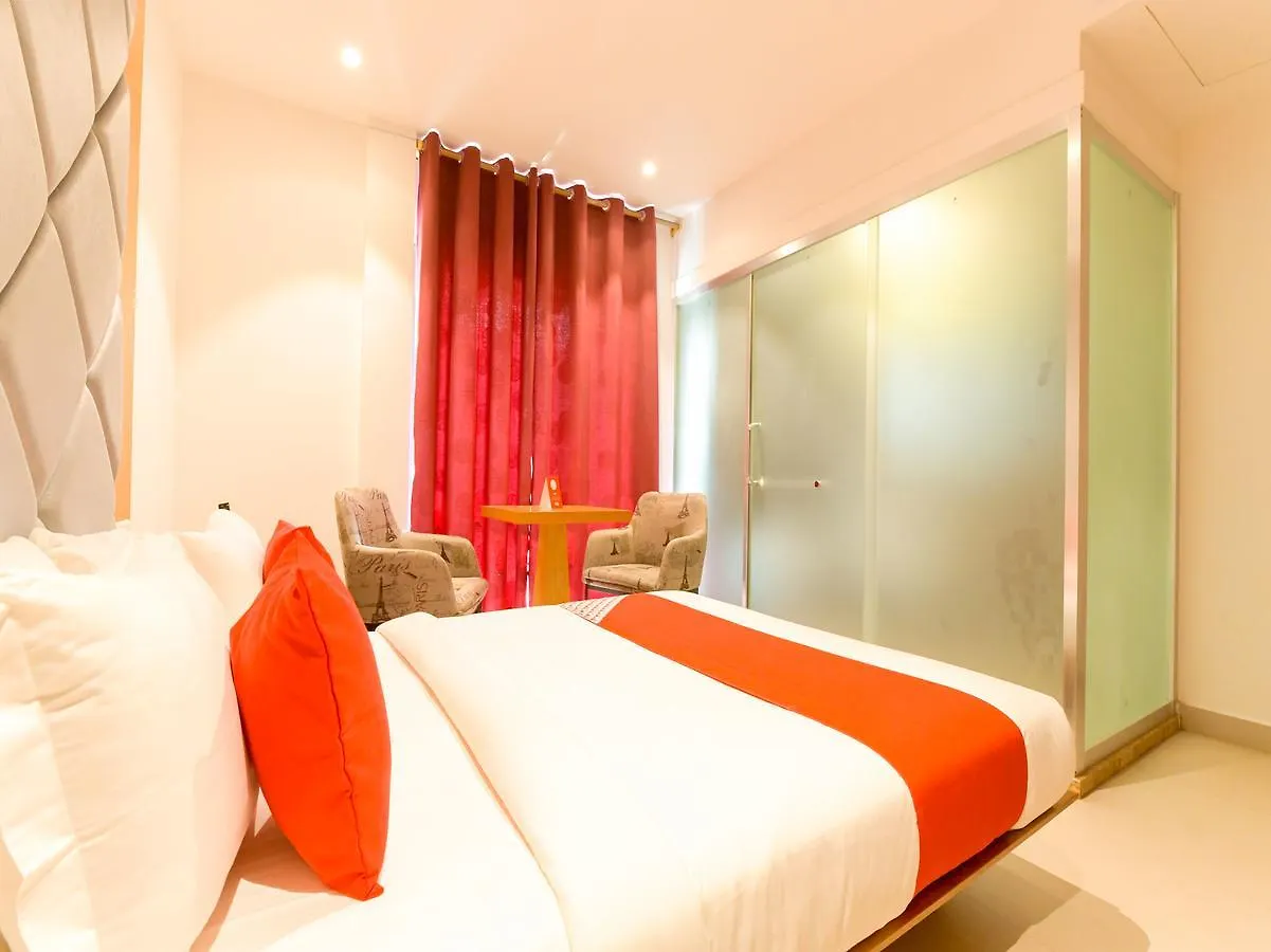 The Connect Inn Kochi Hotel