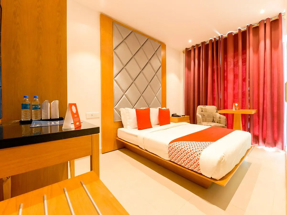 The Connect Inn Kochi 3*,  Indie