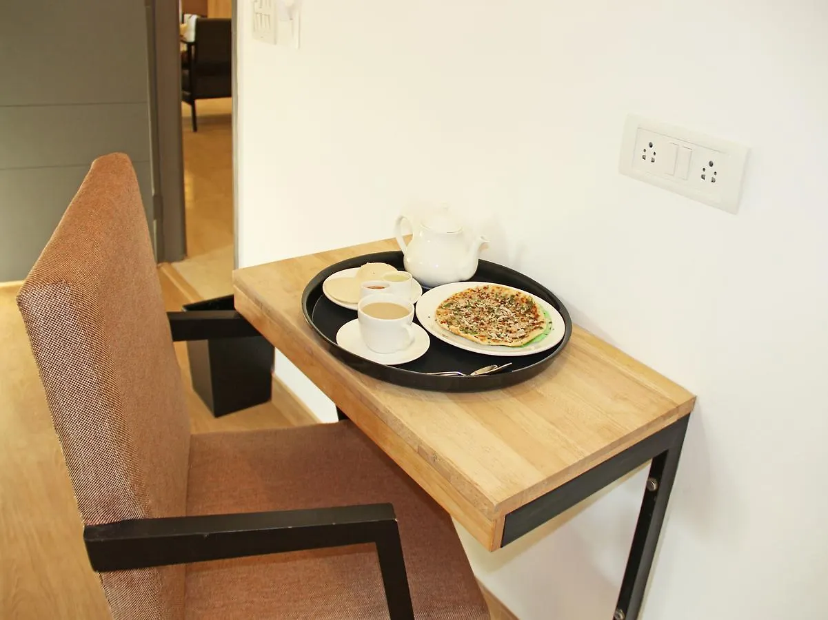 The Connect Inn Kochi Hotel